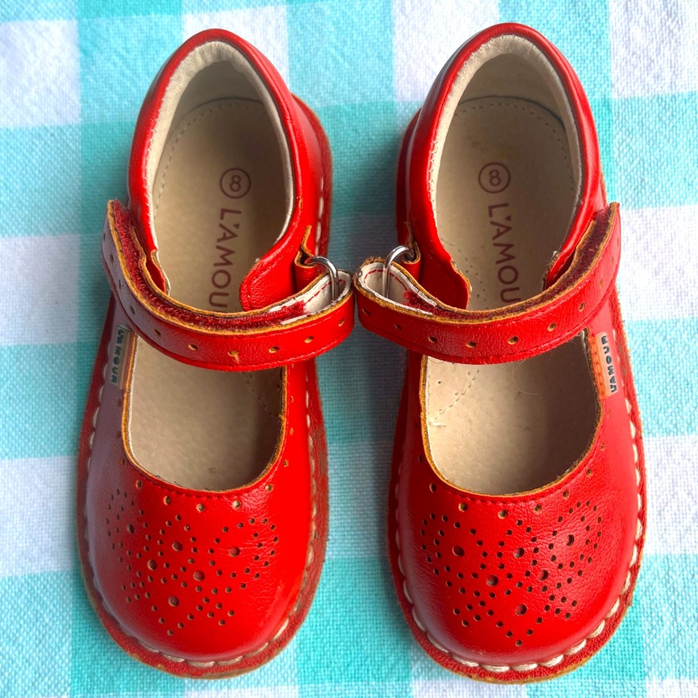 Like New L’Amour Red Mary Jane Size 8